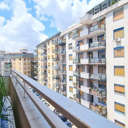 Appartamento Molo Santa Lucia 248